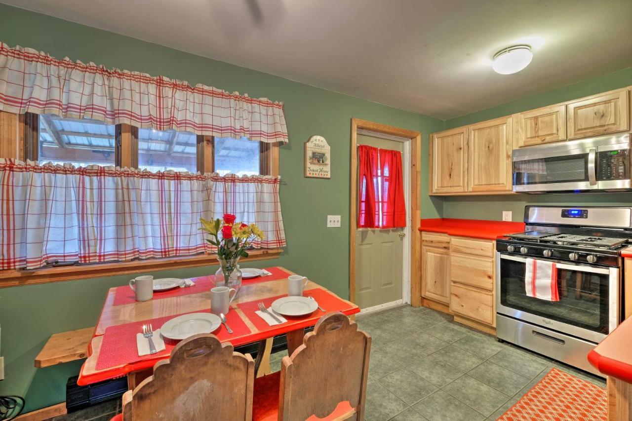 Cottage Less Than 8 Mi To Gore Mountain In Bakers Mill! Bakers Mills Exterior foto